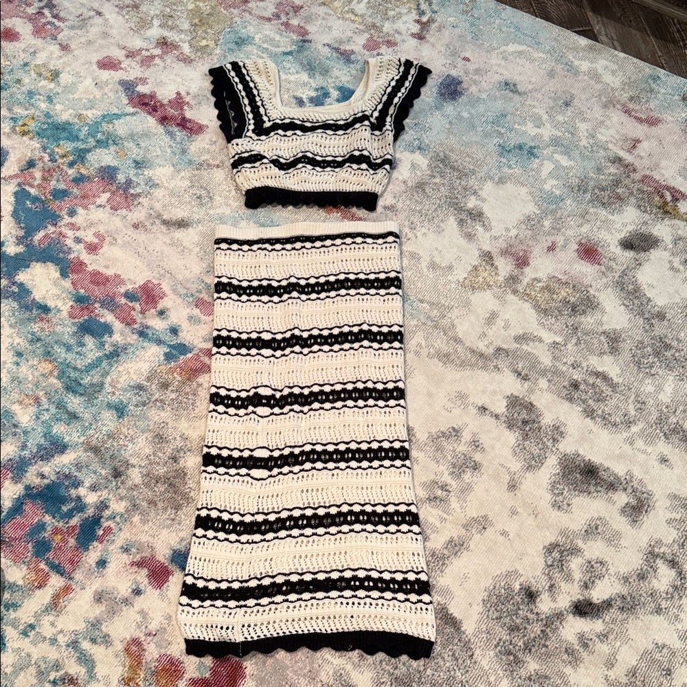 Freshman Cream Knit Apparel
